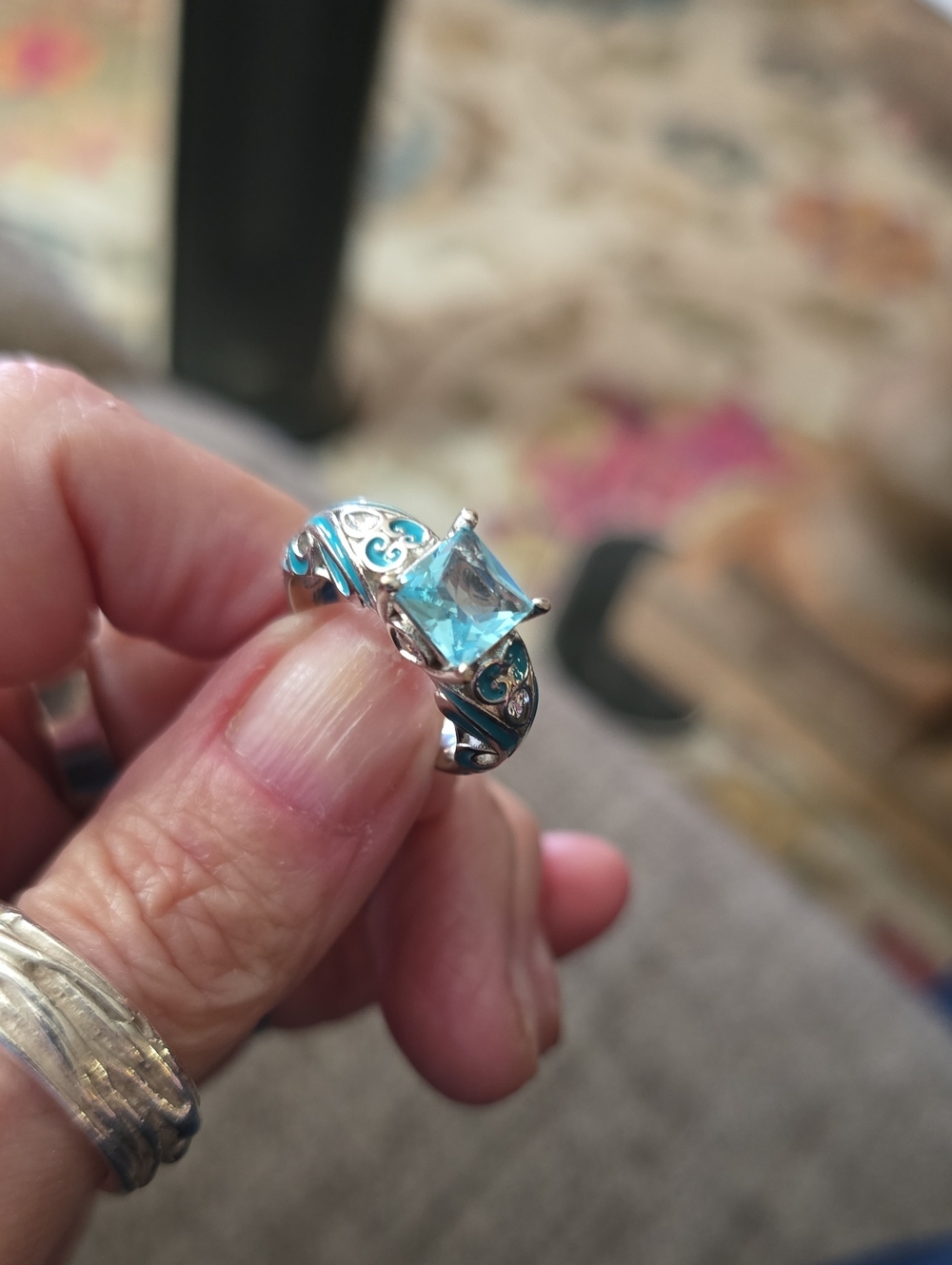 Western Style Ring - Picture 3 of 4